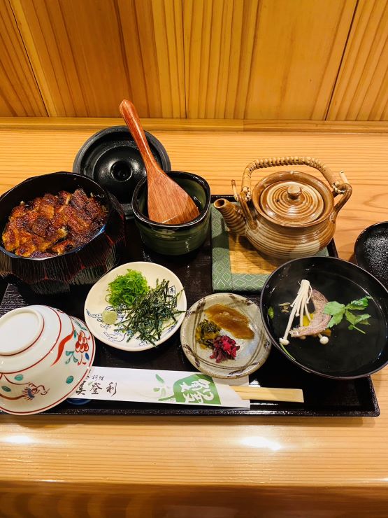 ひつまむし