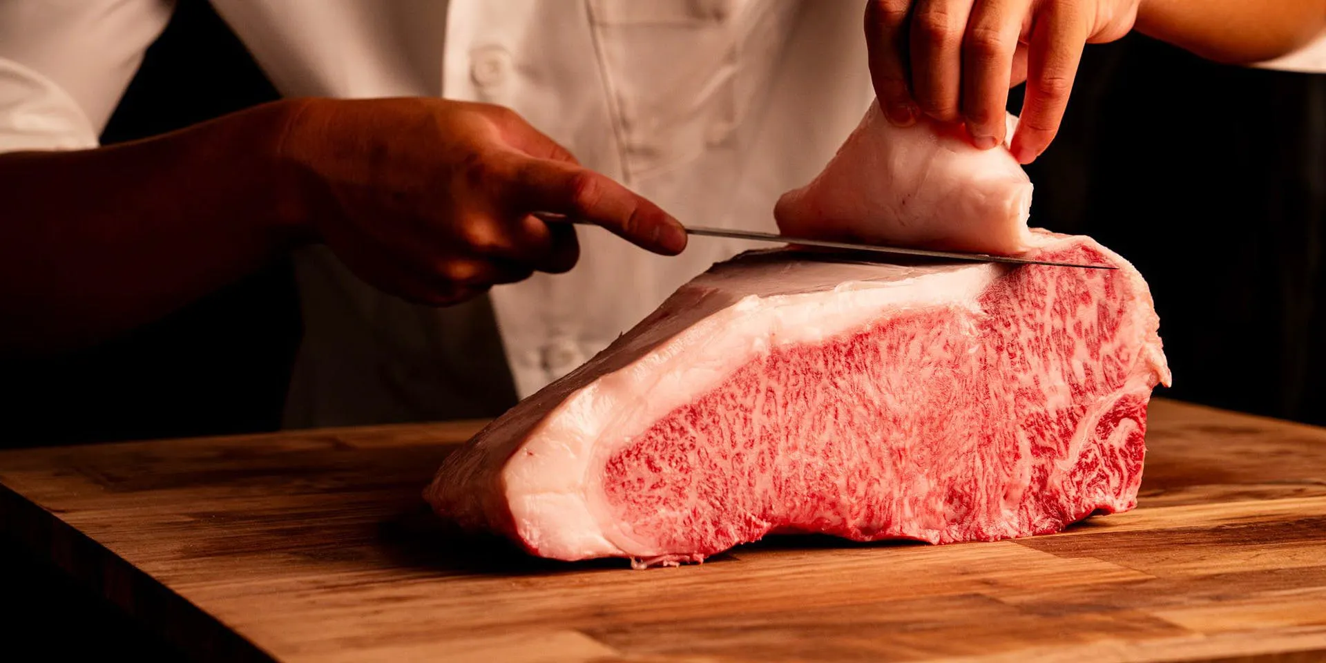肉割烹 喰心