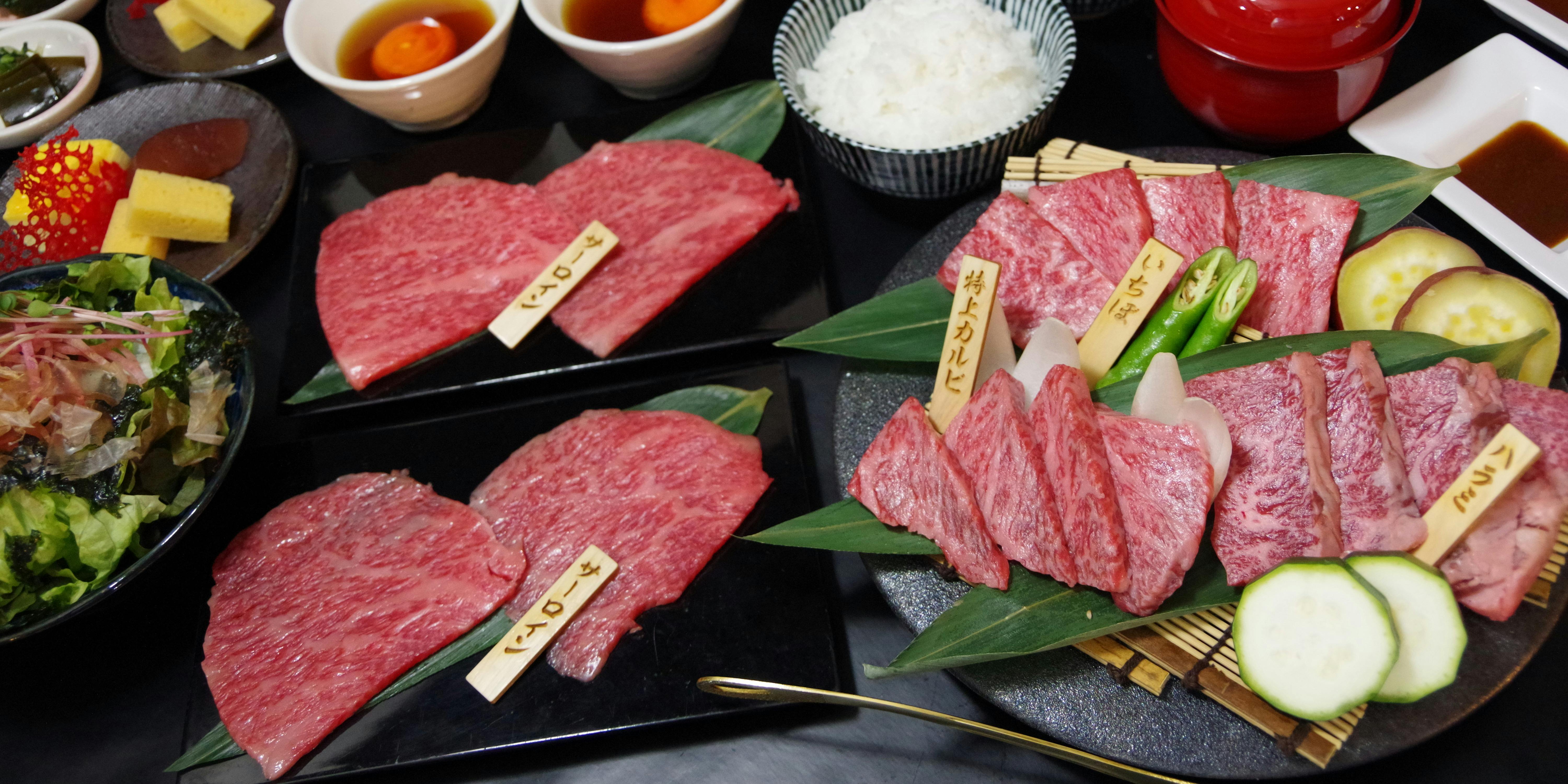 [Red Course] Enjoy a selection of three carefully chosen cuts of premium Kuroge Wagyu beef.