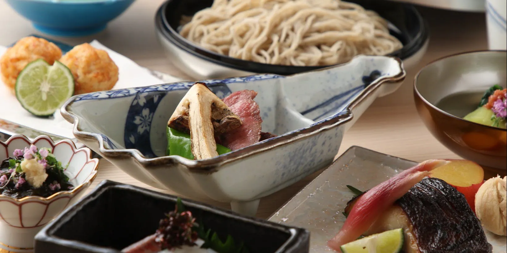 [Seasonal Chef's Choice Course] A total of 10 dishes including sashimi, grilled items, and simmered dishes.