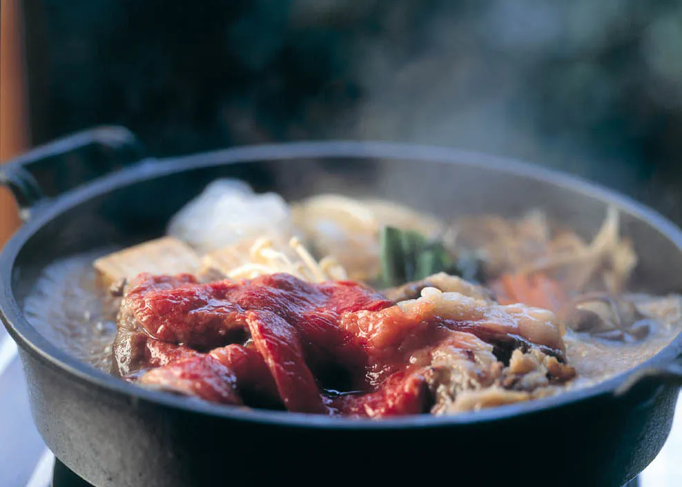 【松阪肉牛鍋】和菜数品、食事、フルーツなど(ランチ)