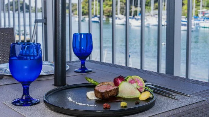 Lunch course with Kainomi steak