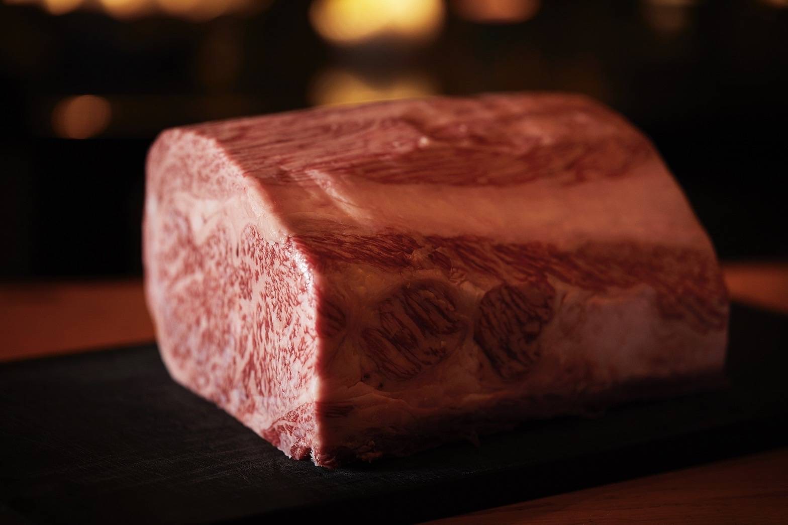 A5흑모와규 필레스테이크와 마블링 적신의 철판구이 코스