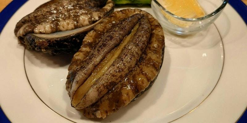 【奢华午餐】活鲍和黑毛和牛里脊 全8道菜