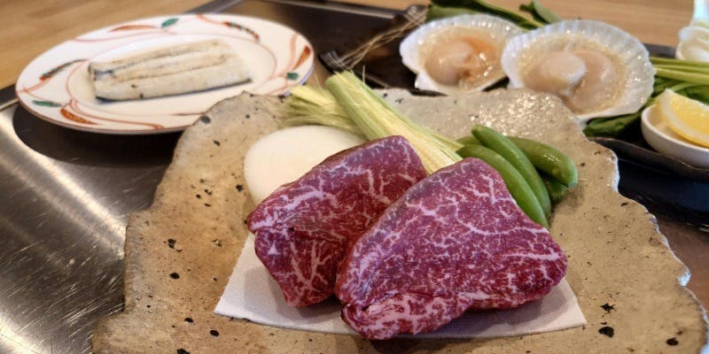 【豪华午餐套餐 A】品尝鳗鱼、扇贝、国产牛肉！