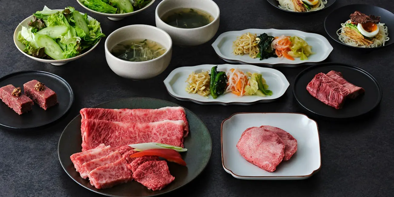 【Sumire SUMIRE】Luxurious 11-Dish Lunch Course Featuring Matsusaka Beef
