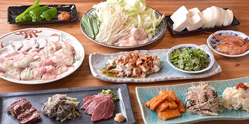 [Recommended Motsu Course] Includes our famous motsu-suki and Wagyu shoulder roast! Enjoy chanpon noodles at the end