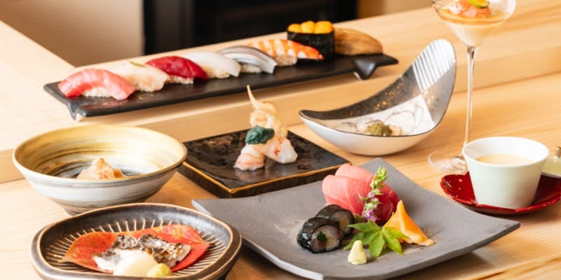 【鮨阿部 特別コース】その時最も美味しい四季の恵みを詰め込んだコース 全22品