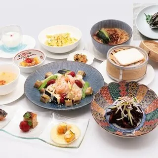 【午餐】佐以鮑魚,極致的美麗與健康 奢華「升級金春」Komparu套餐