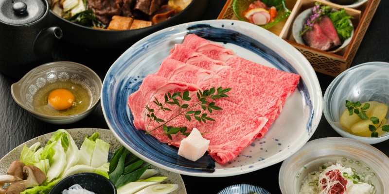 【Izutsuya Sukiyaki Course】You can select the grade of meat according to the price.
