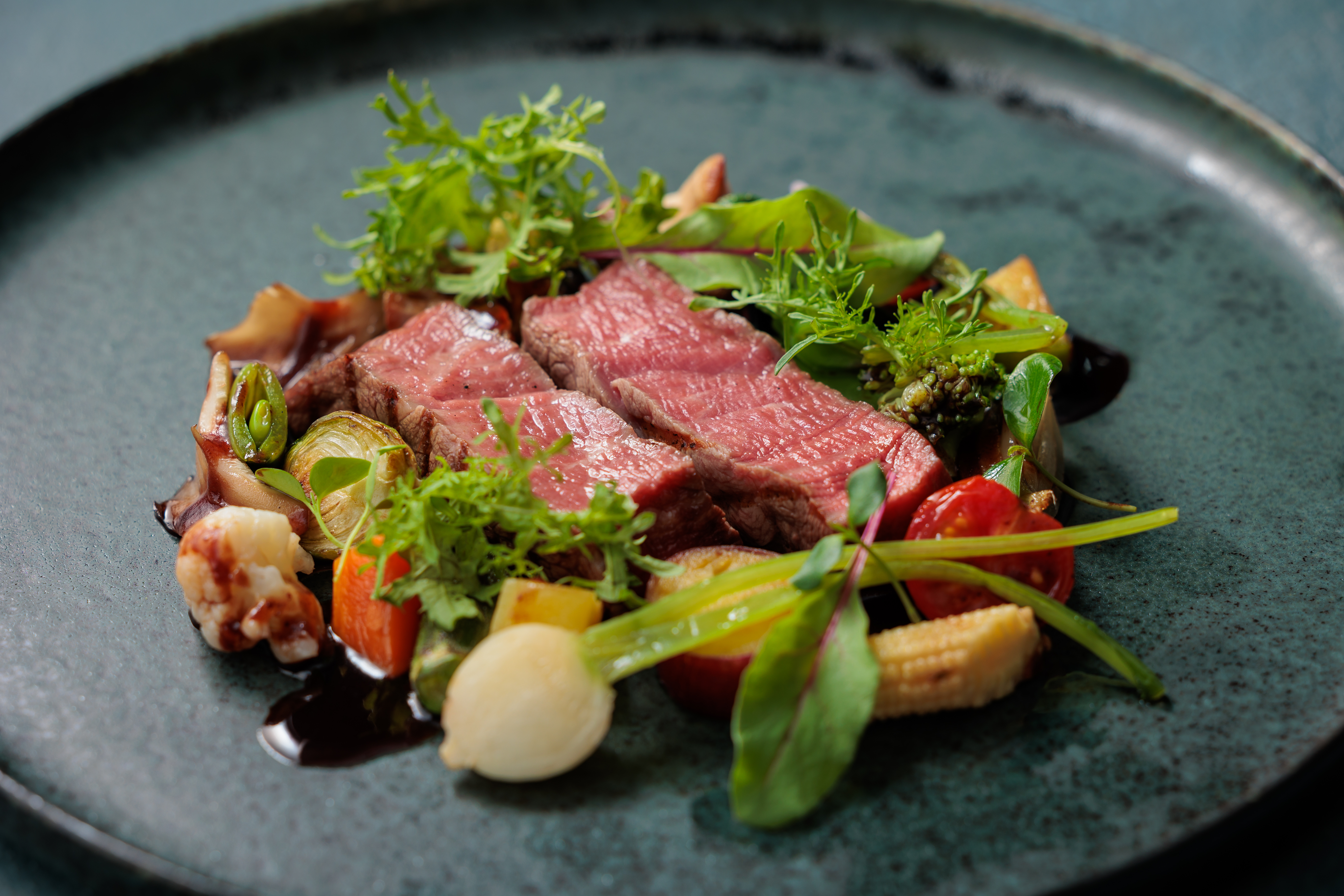[Dinner / Full Course] Five-course meal featuring seasonal ingredient appetizers and a main dish of Japanese Black Wagyu beef