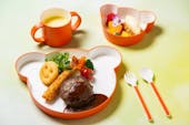 Children's meal (Soup, Hamburger, Dessert, Bread)の画像