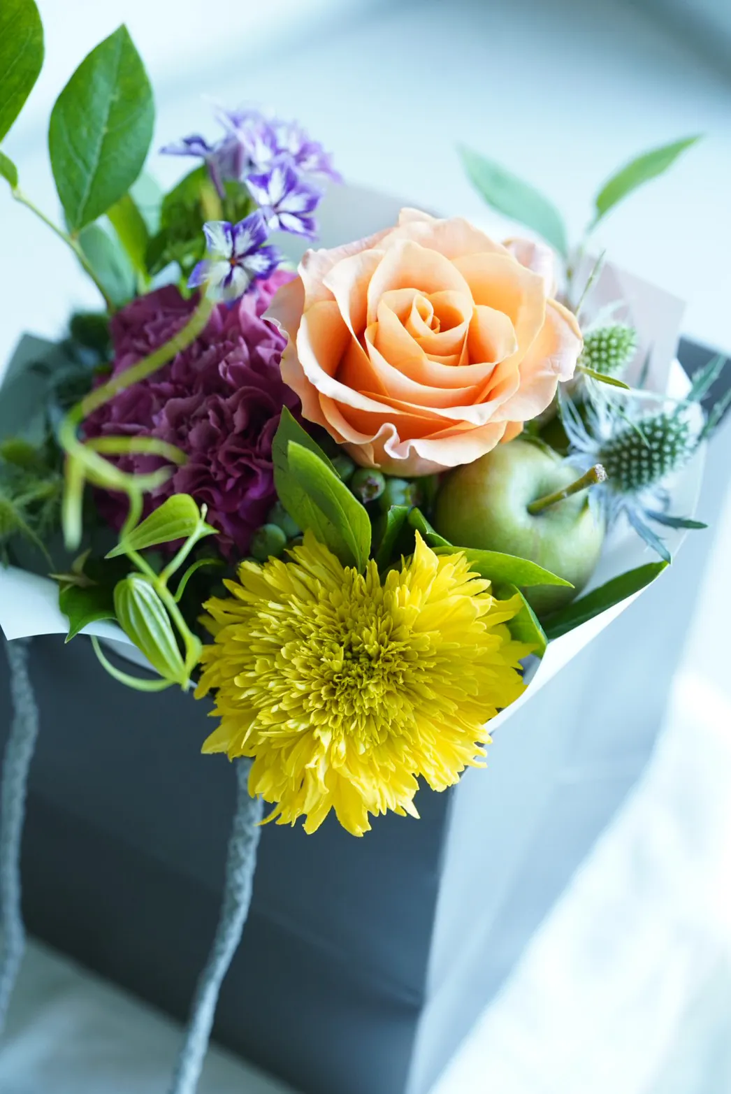 【記念日ディナー】仏ミシュラン星付きシェフのプロヴァンスコース＋花束・乾杯ドリンク・お祝いプレート