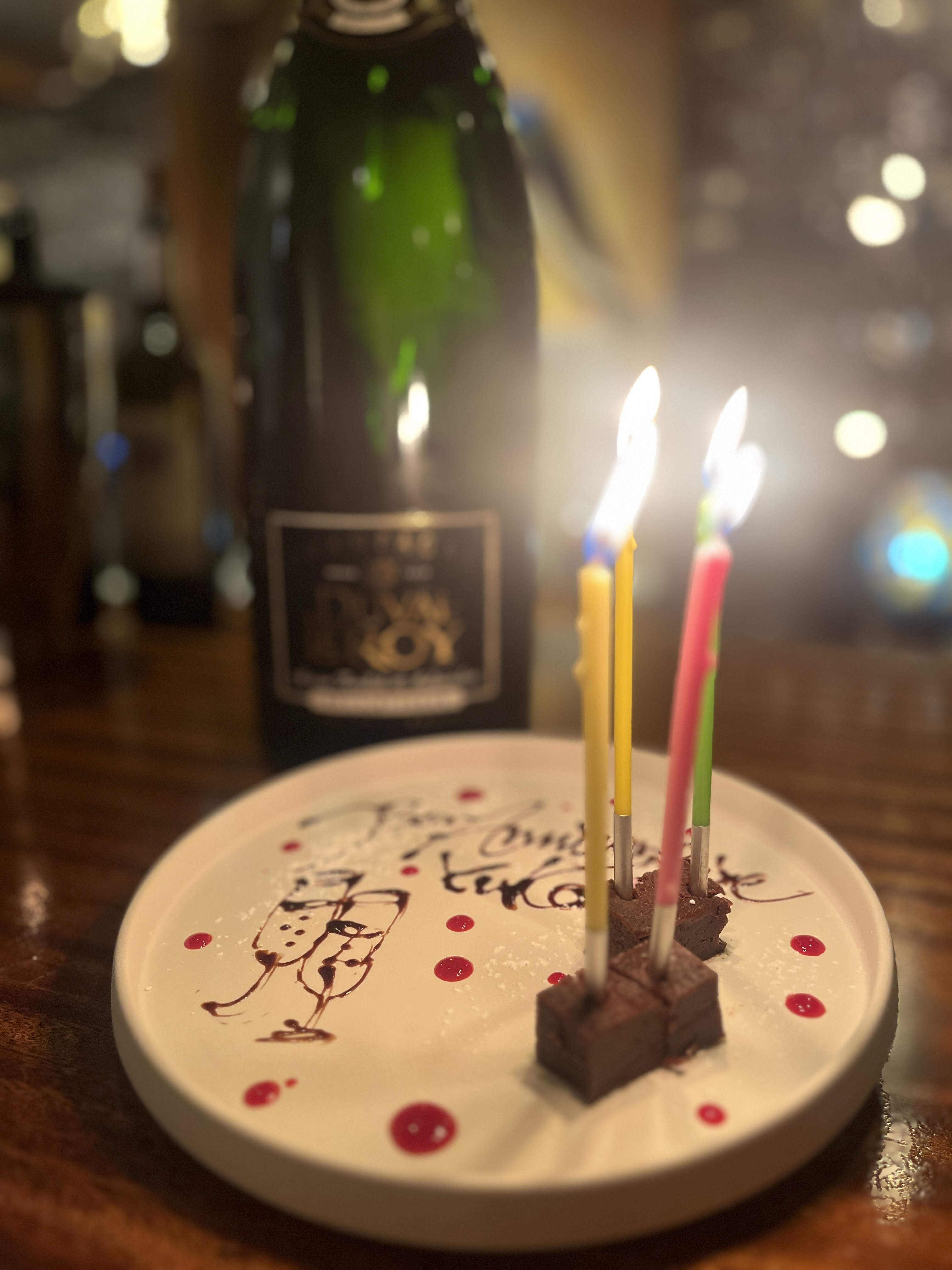 Leave it to the chef! Full course! Recommended for anniversaries!