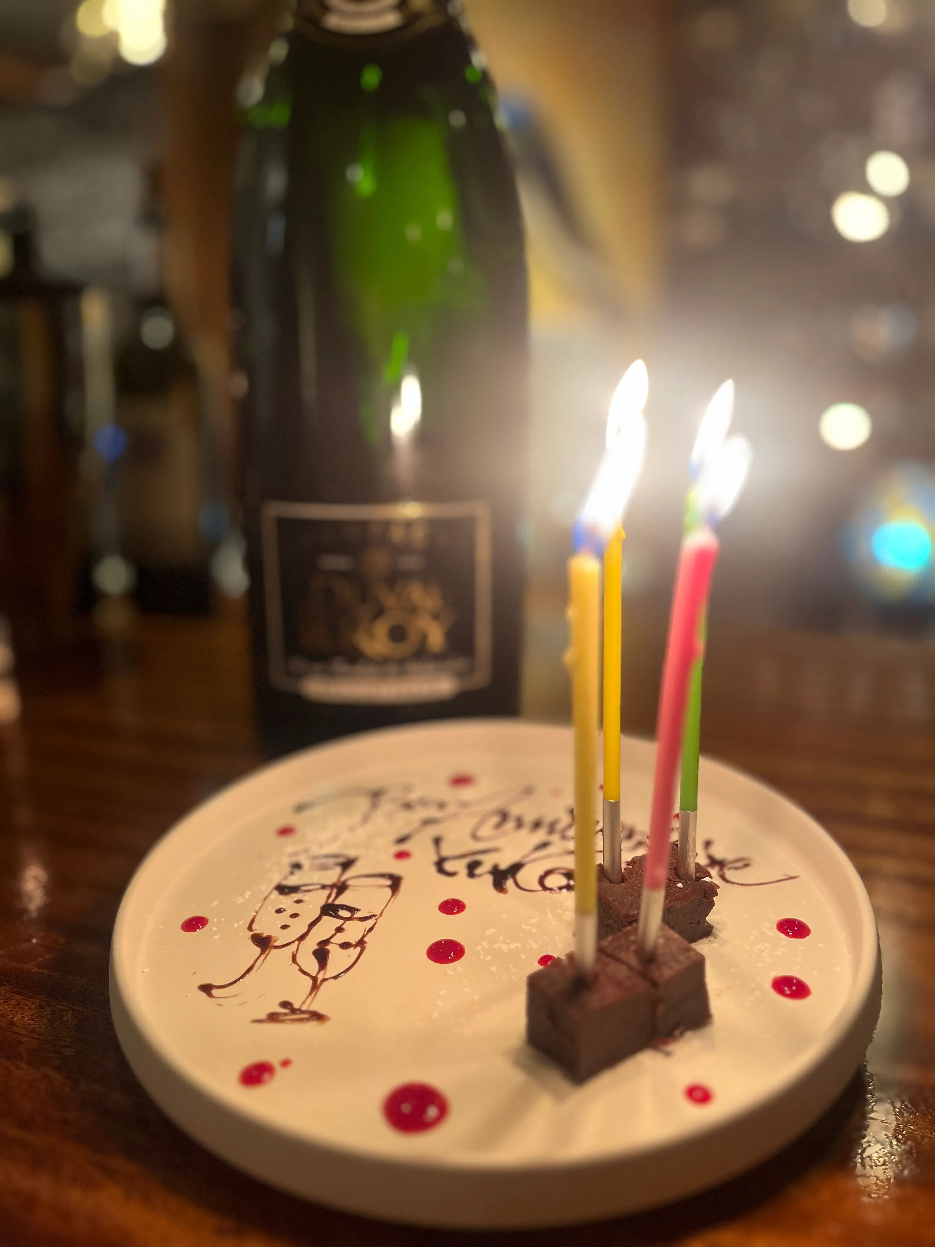 Leave it to the chef! Full course! Recommended for anniversaries!