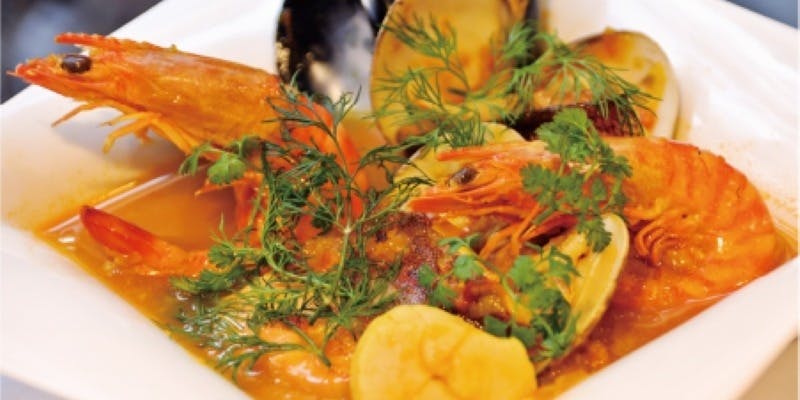 "Marseille Course" Includes four selections: Freshly delivered vegetables and appetizers, fresh pasta, choice of main course, and after-dinner drink.