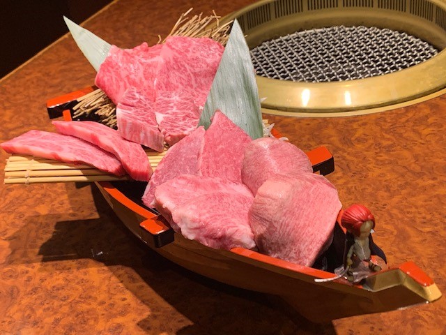 특선 고기 배 모듬