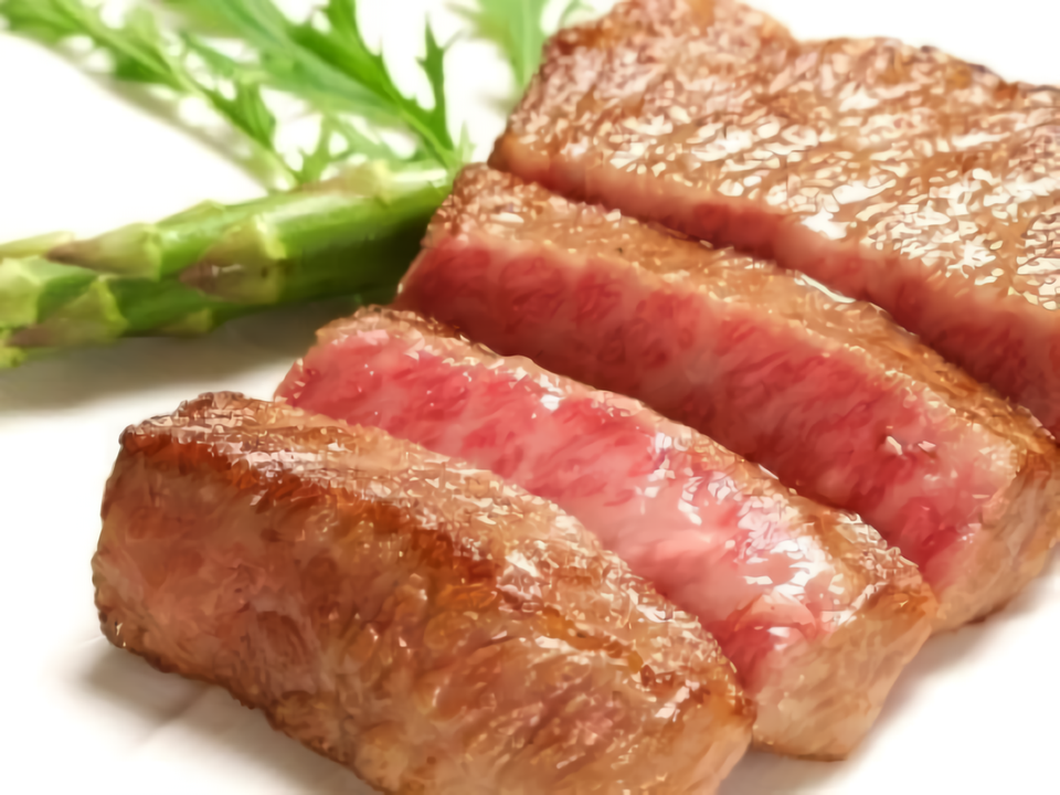 角切りステーキ（ロース or ヒレ 120g）