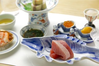 Chef's Choice (Appetizers & Nigiri)