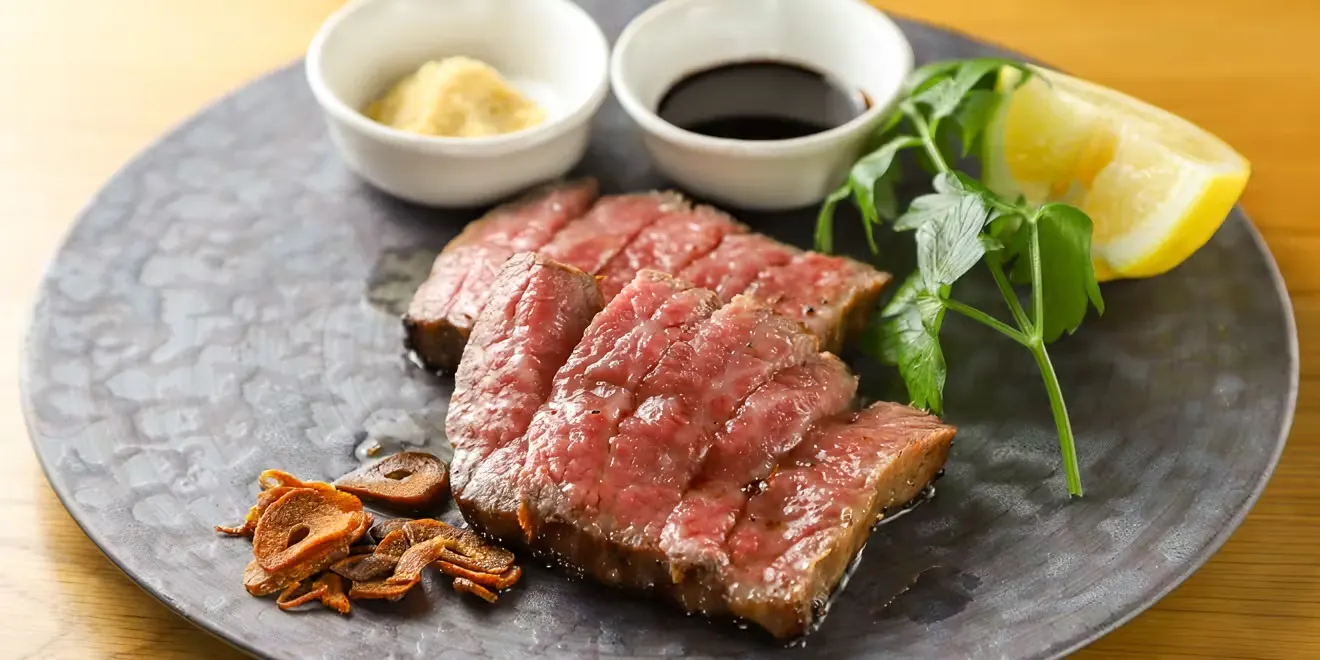  【記念日やデートに】極上A5和牛のティラミス、ビステッカ、高級食材の料理を堪能できる贅沢おまかせコース