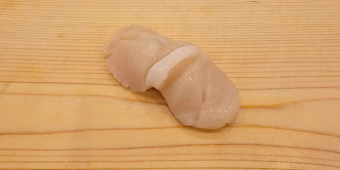 Chef's selection: Sashimi, grilled dishes, and 10 pieces of nigiri