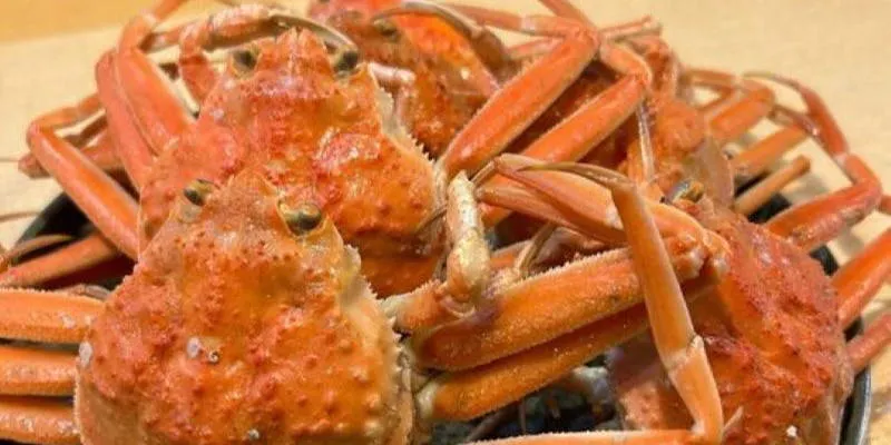Limited Time Only! MICURI’s Finest Course: A luxurious and indulgent course with your choice of tagged Matsuba crab (spiny lobster in summer) or abalone, served with Japanese Black Wagyu beef