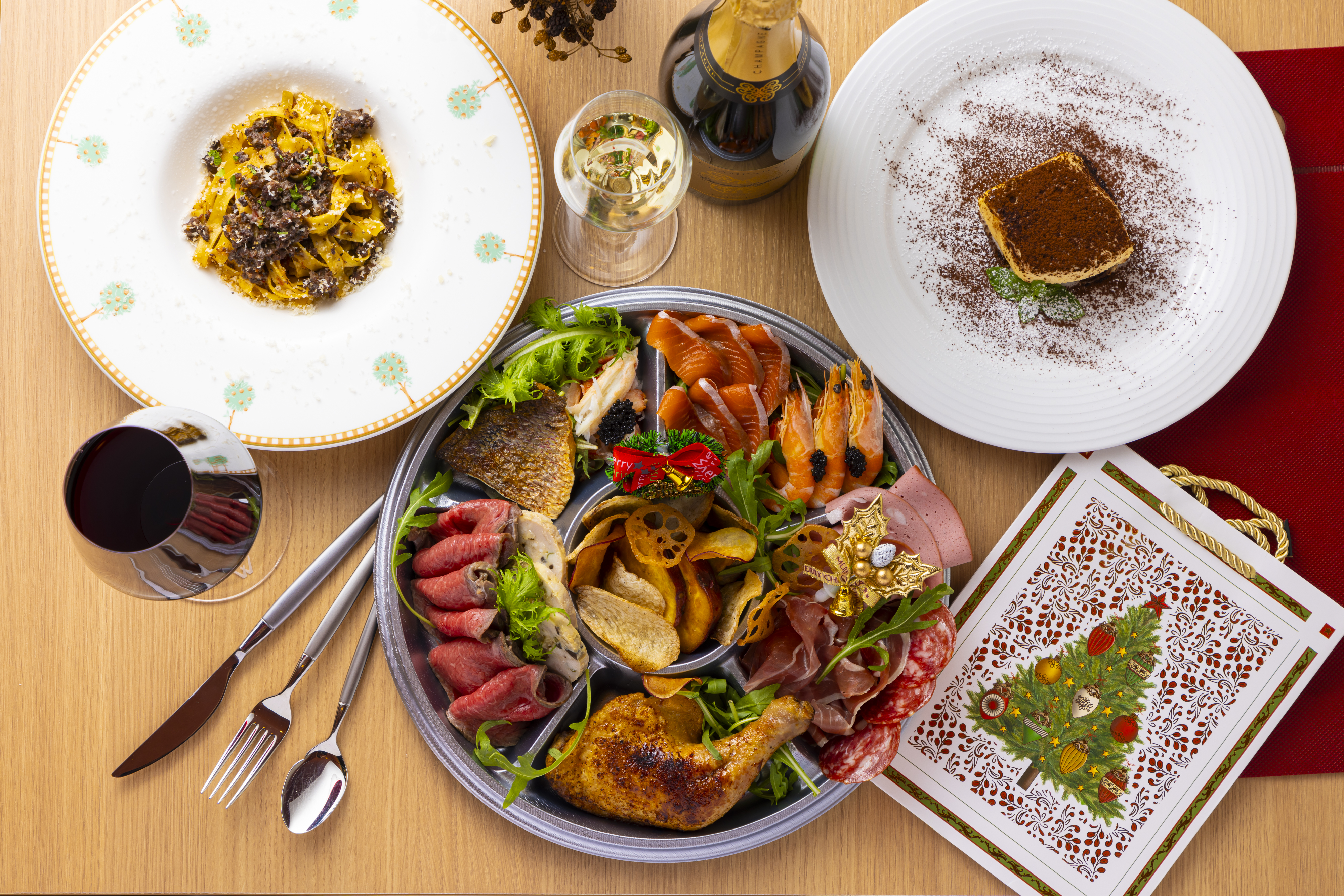 [Xmas2026 Takeout] Hors d'oeuvres to enjoy with your choice of bottled wine at Christmas
