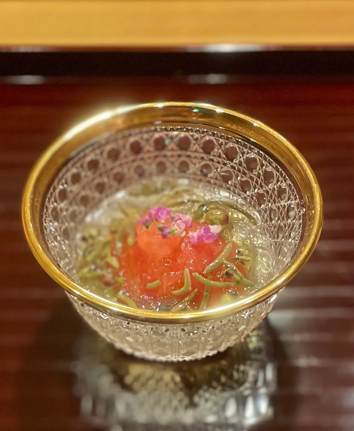 午間由廚師安排套餐(約6道菜)