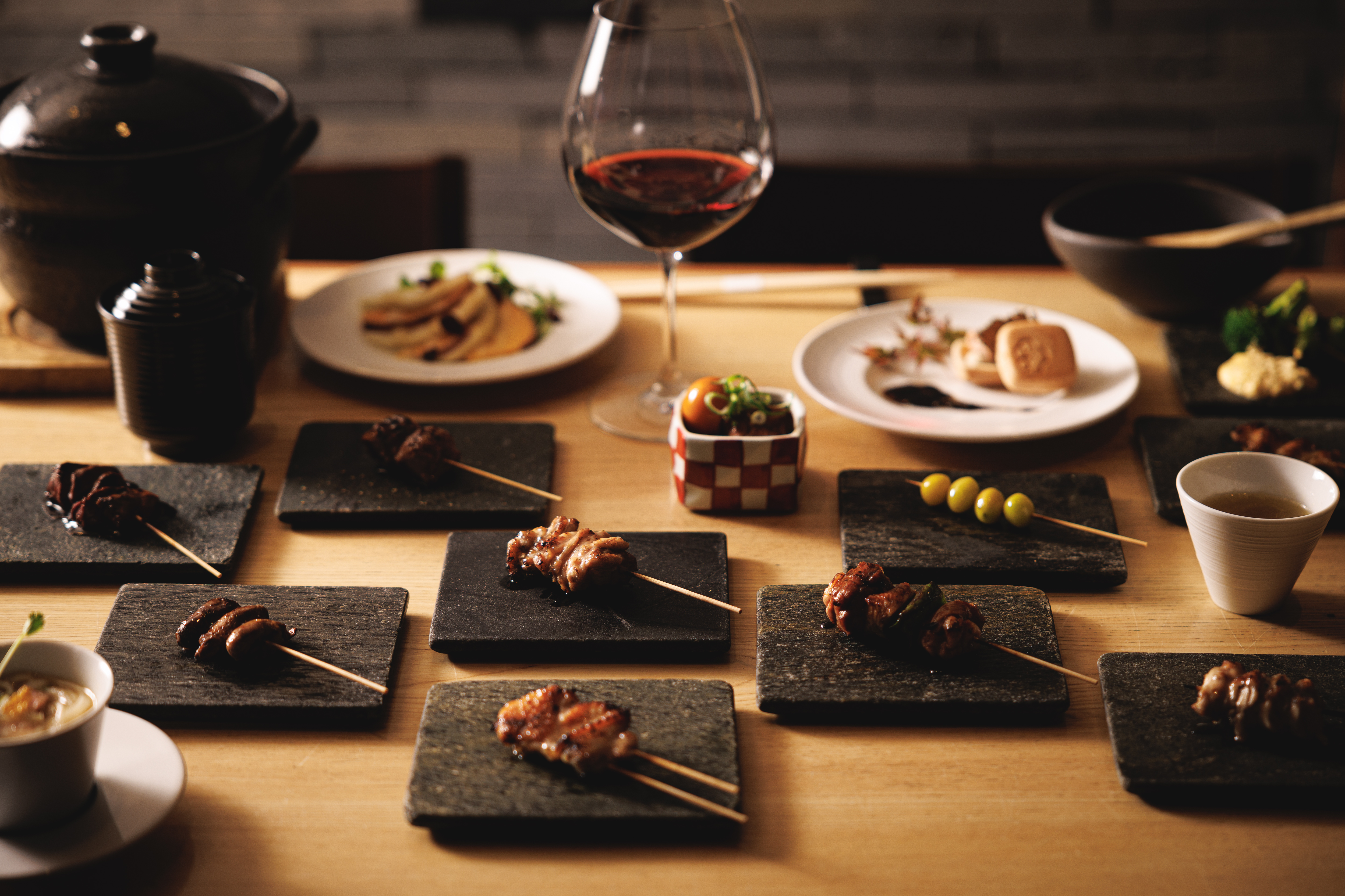 Monthly Chicken Kaiseki Course [16 Dishes in Total]