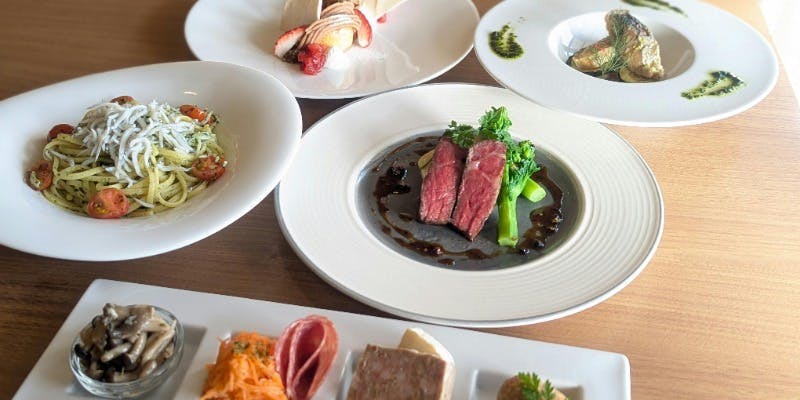 이탈리안 코스 3700円/4700円/5700円（예약 필수）
