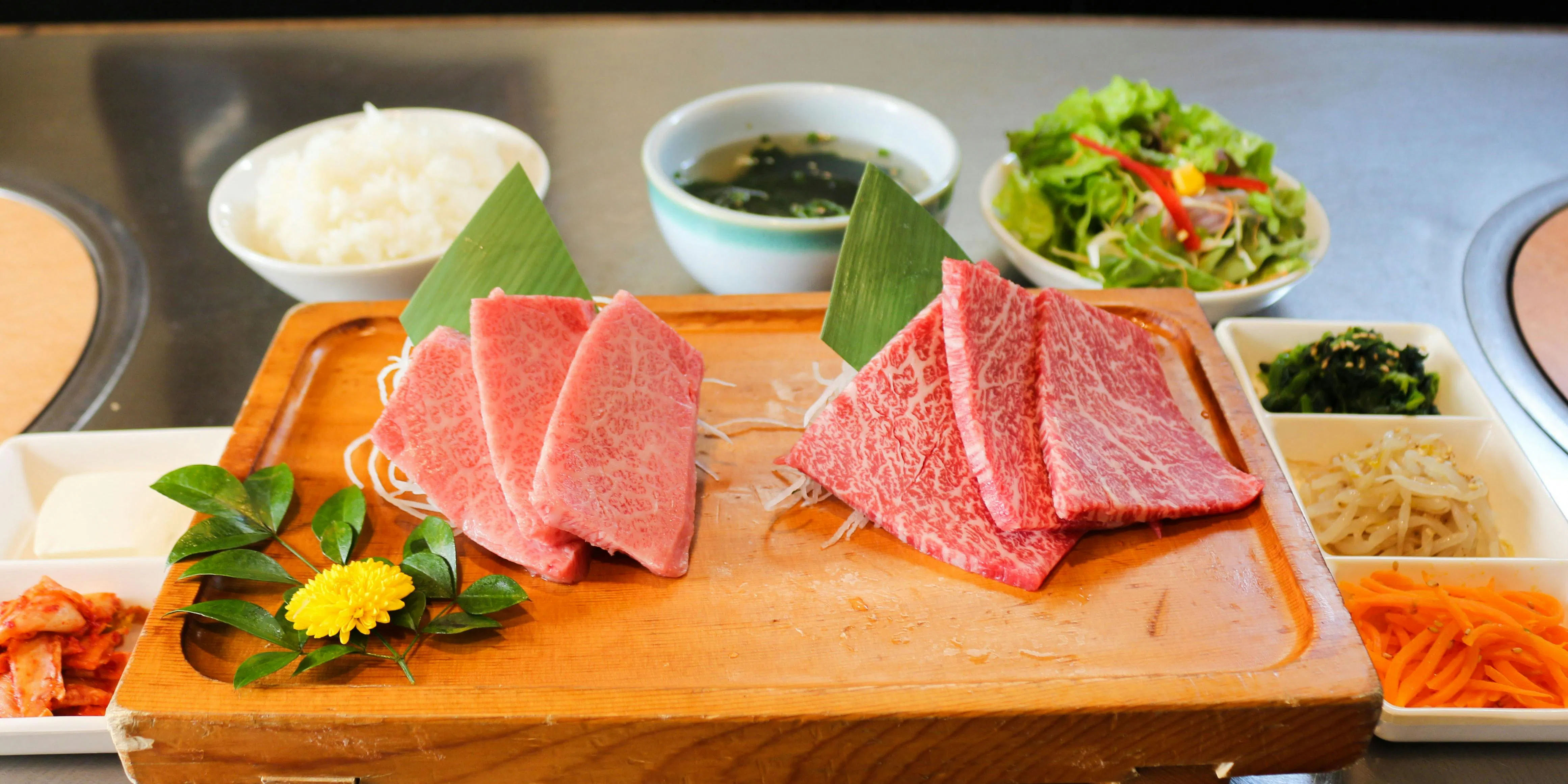 烤肉 日本黑毛 松阪牛肉 "Enoaru-Machi, Ueno”