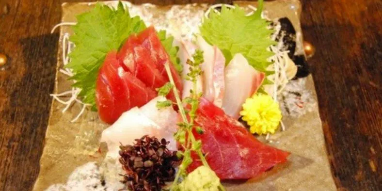 まんまや 慶応仲通り店