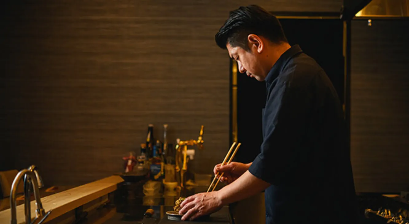 Luxury lunch course featuring special shark fin chawanmushi
