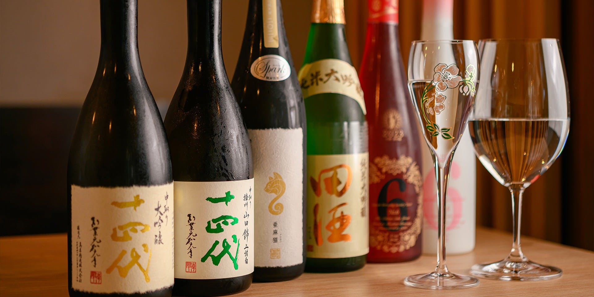 【十四代확약・日本酒3종 비교 시음 포함】야마도리 프리미엄 풀코스｜A5 센다이규와 희소 부위, 특제 미니 소보로덮밥까지 맛보는