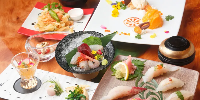 Freshly Caught Sagami Bay Seafood & Aoushi Beef Course