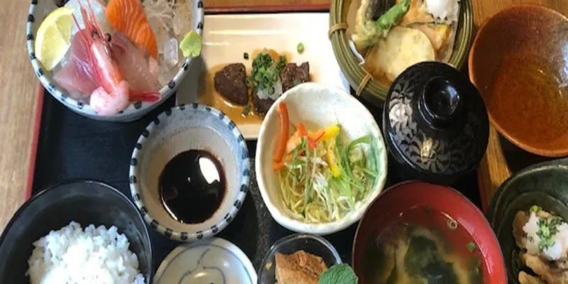 こなつ食堂