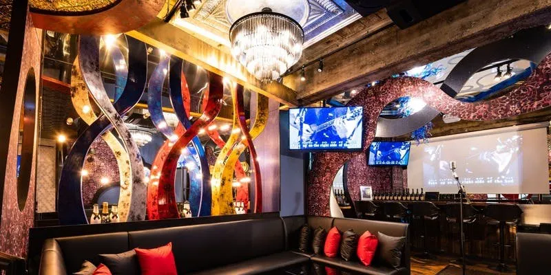 KARAOKE X 池袋西口店