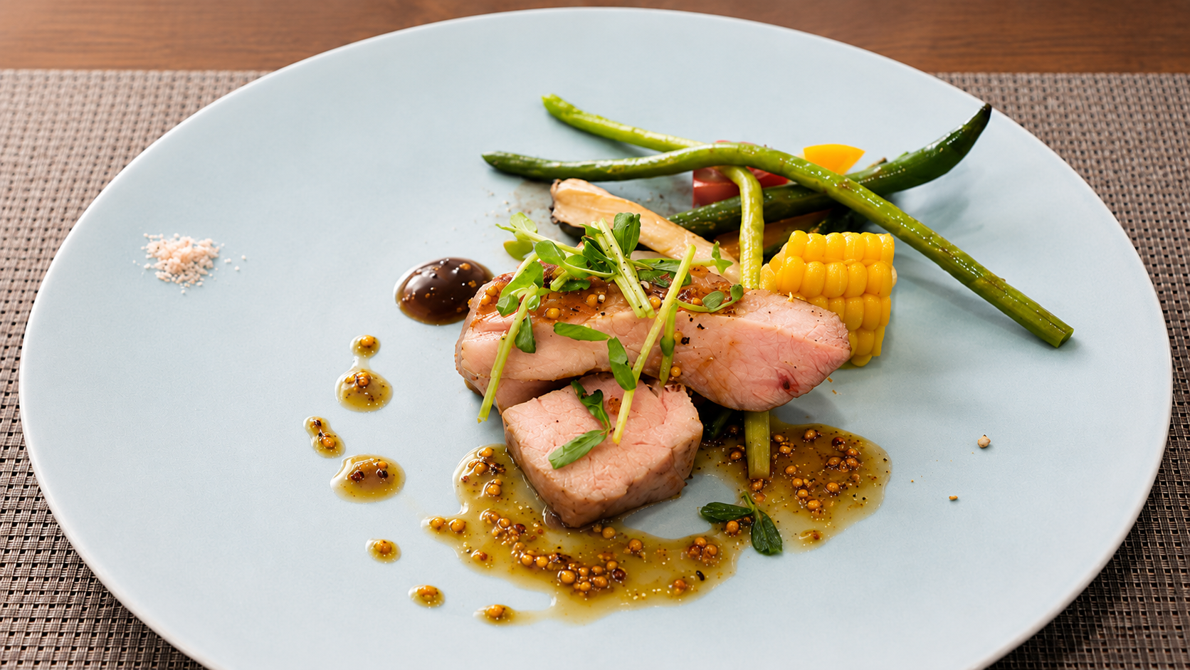 September Recommended Dinner ☆ Enjoy a "National Treasure"! Course