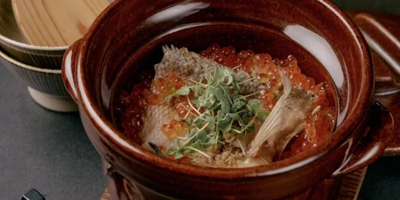 Seasonal Clay Pot Rice and Seven-Course Seasonal Delicacies