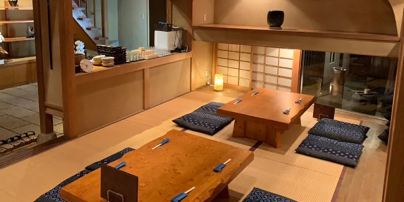 Sake＆Diningあひおひ