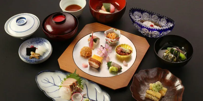 会席13,310円コース