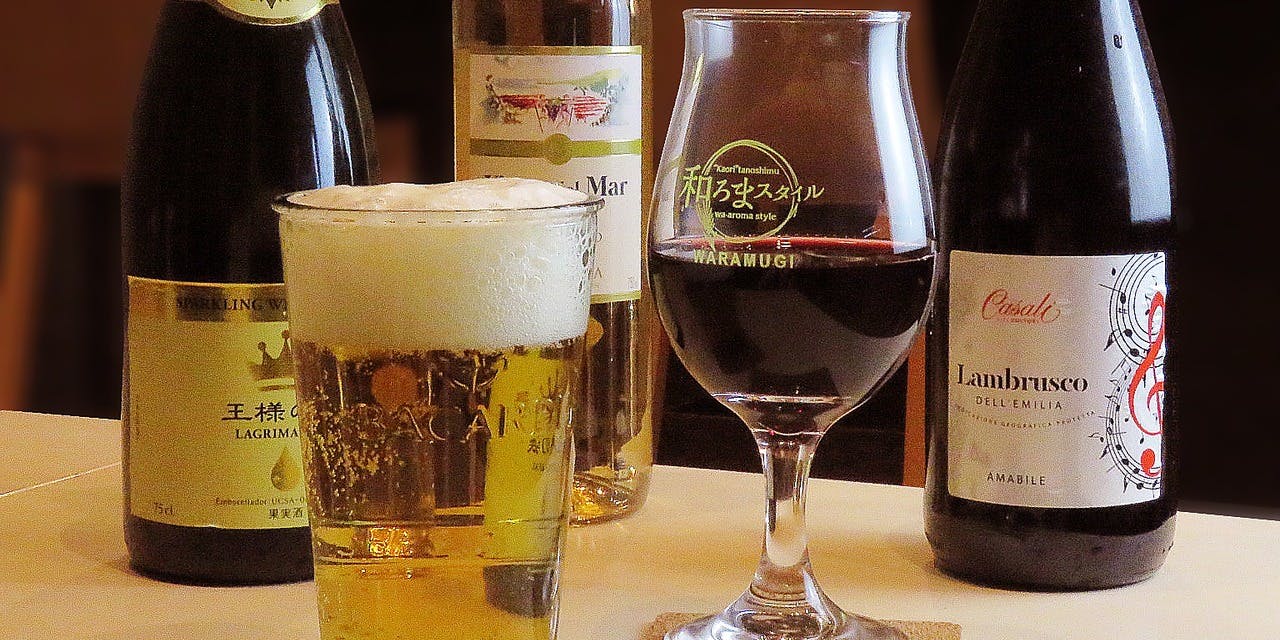 【札幌湯咖哩 90分鐘暢飲方案】您可以選擇喜歡的湯咖哩，並附上90分鐘暢飲的划算方案 ※生啤酒也可以。