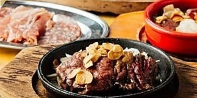 肉バル BEEF KITCHEN STAND 歌舞伎町店