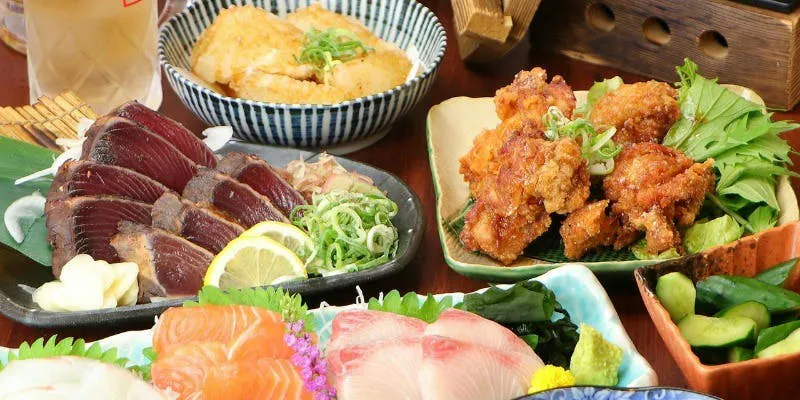 [TAWAYA Course] Straw-grilled Bonito × Sashimi × Kamameshi, etc. A total of 10 dishes.