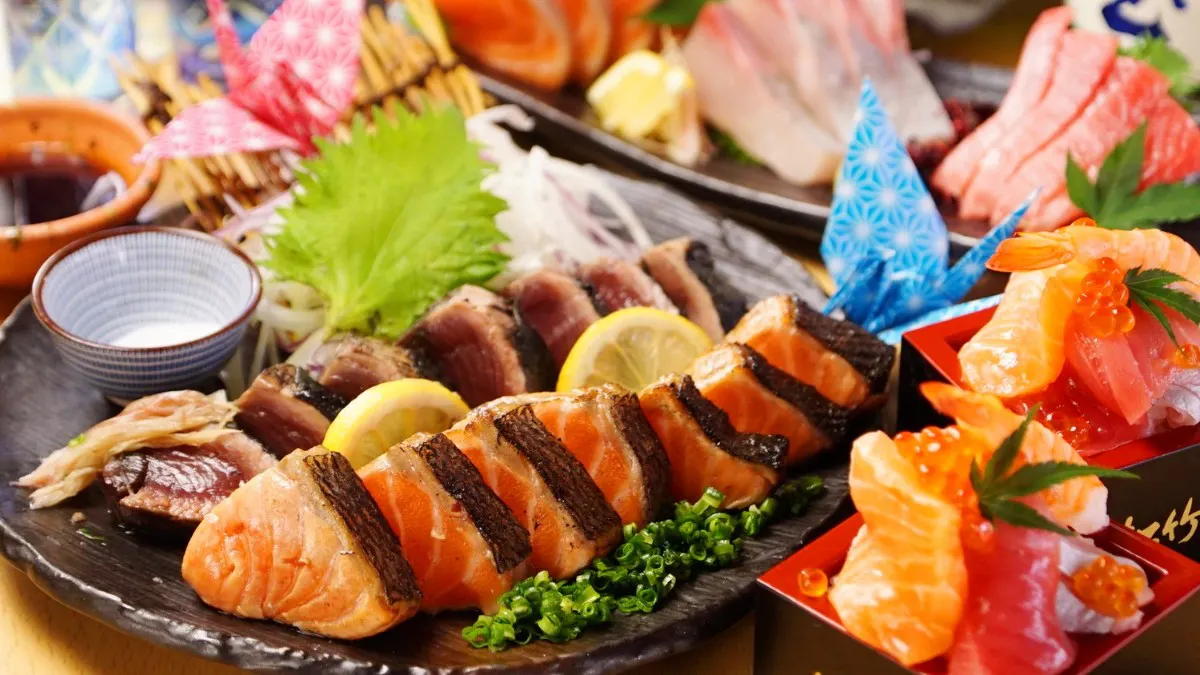 「清流コース」鮮魚お造り&藁焼き食べ比べ・さつま豚など全10品