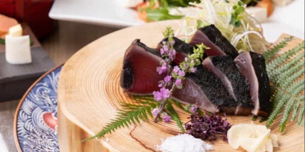 【梅套餐】秸秆烤鲣鱼×黑毛和牛瘦肉牛排/共8道菜