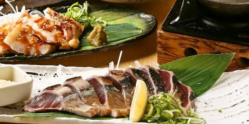 【宴】カツオ藁焼き×しらすの釜飯など全8品
