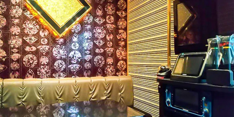 カラオケ館 新宿東口店
