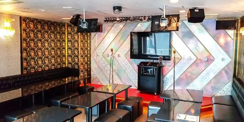カラオケ館 赤坂サカス前店