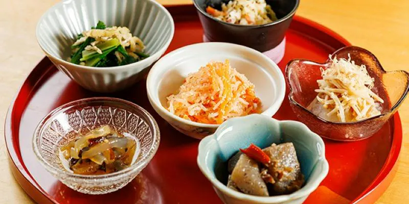 季節のおばんざいとゆるり酒 あけび